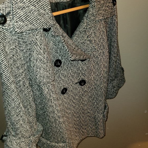 Kismet Herringbone Tweed Pea Coat - Picture 3 of 14